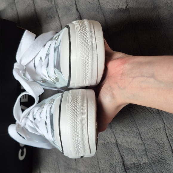 Converse CTAS Lift Platform Sketch Low Top in Winter Slay Size 8.5, New W Tags - Picture 10 of 17